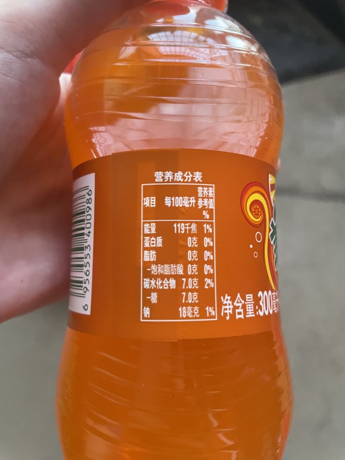 美年达碳酸饮料