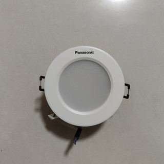 松下PanasonicLED嵌入式筒灯NNNC75140分享