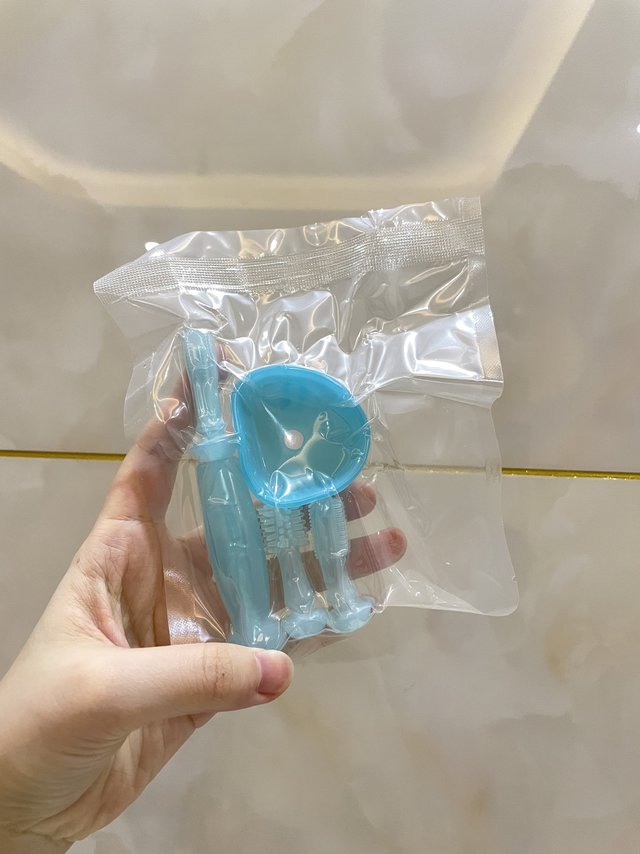 牙齿护理要从娃娃抓起！