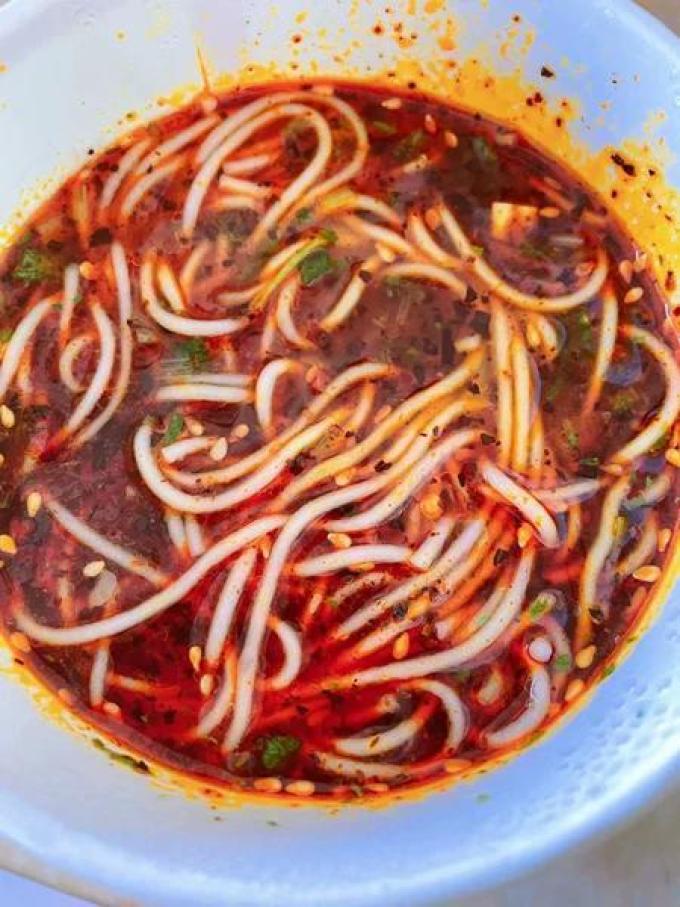 安食六和方便面/粉