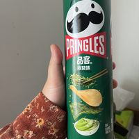 品客的海苔味薯片！浓浓的芥末味！