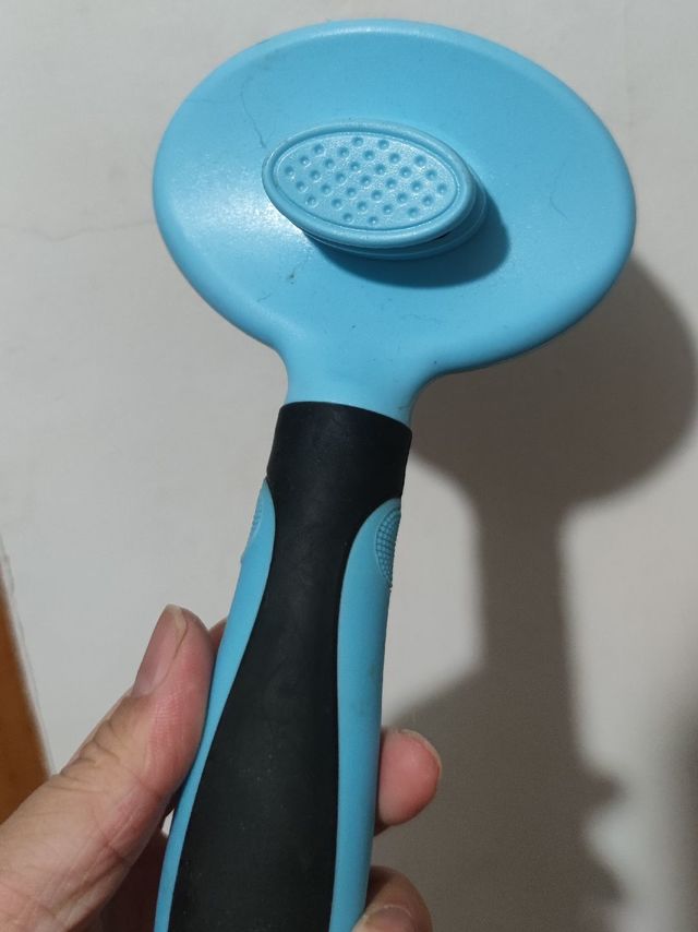 亲测好用的猫咪顺毛器