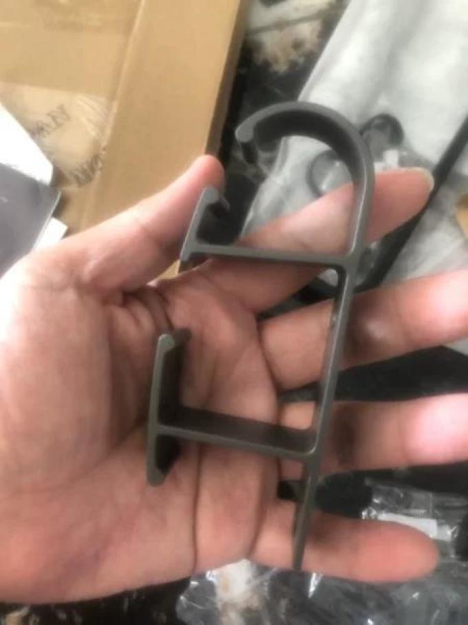 摩丹洁具挂钩