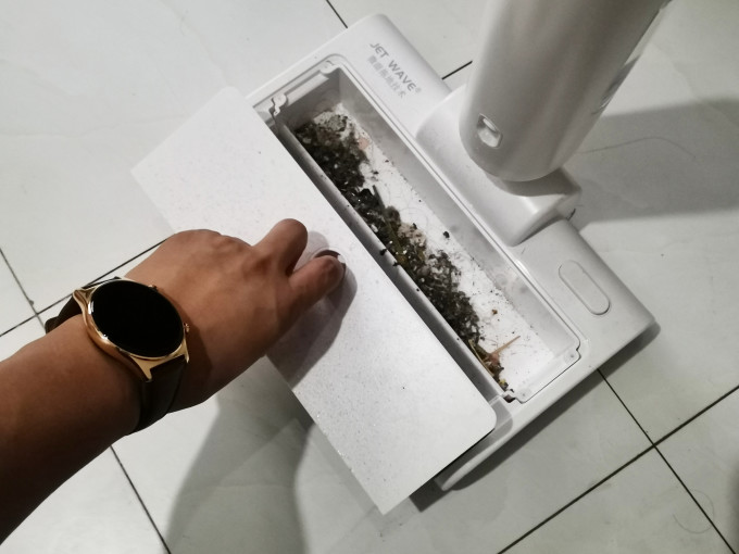 吸尘器