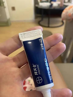 一直用的这个牌子的蟑螂药，非常好用