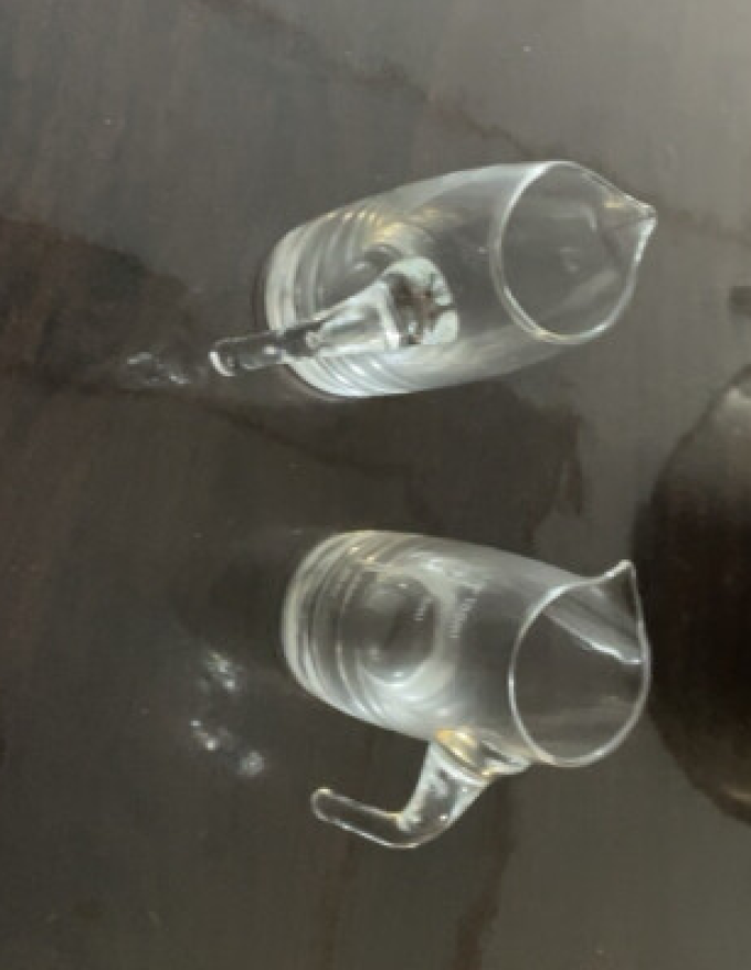 酒杯