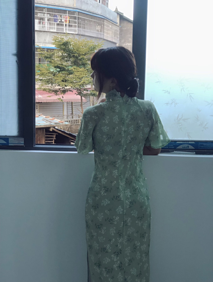 连衣裙