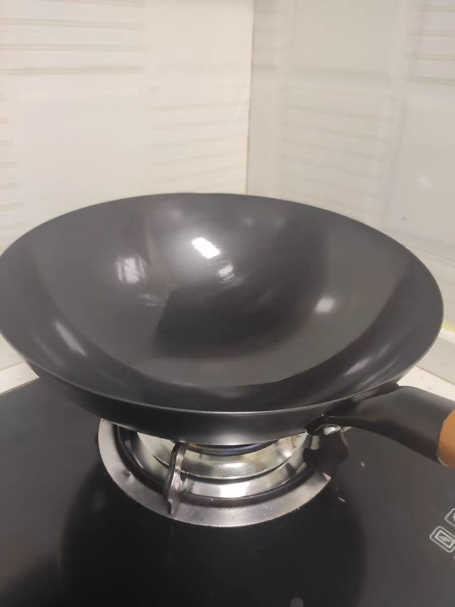 老式铁锅家用无涂层
