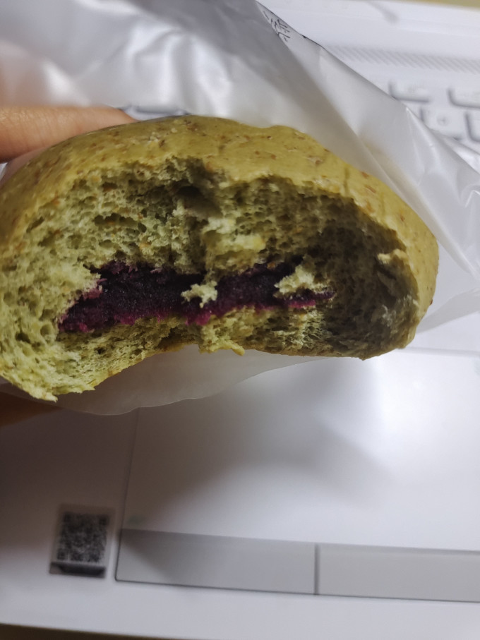 靓小白面包