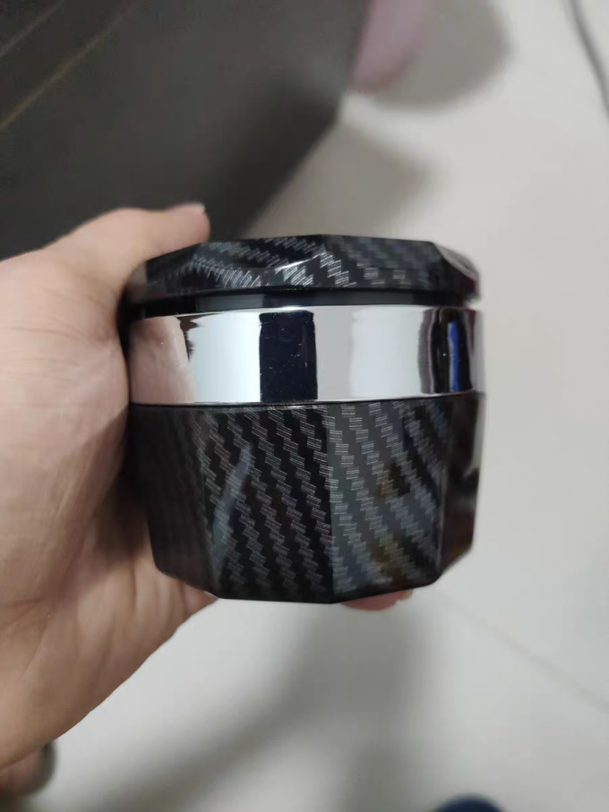 VIP飞行潮牌车用烟灰缸