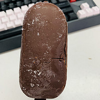 梦龙巧克力冰淇淋再苦，能有工作苦吗？