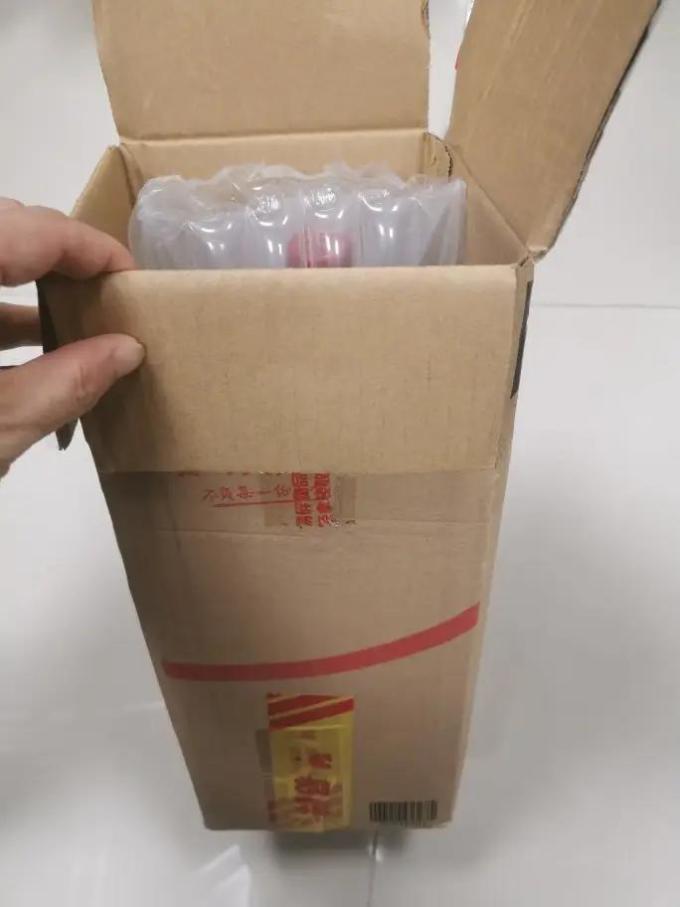 红葡萄酒