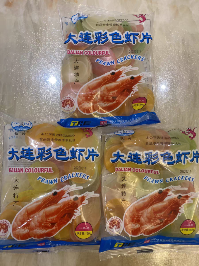 坚果搭档膨化食品