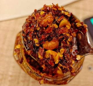 蘸鞋底都好吃——川南油辣子