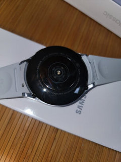 三星Galaxy Watch4 Classic 蓝牙通话版