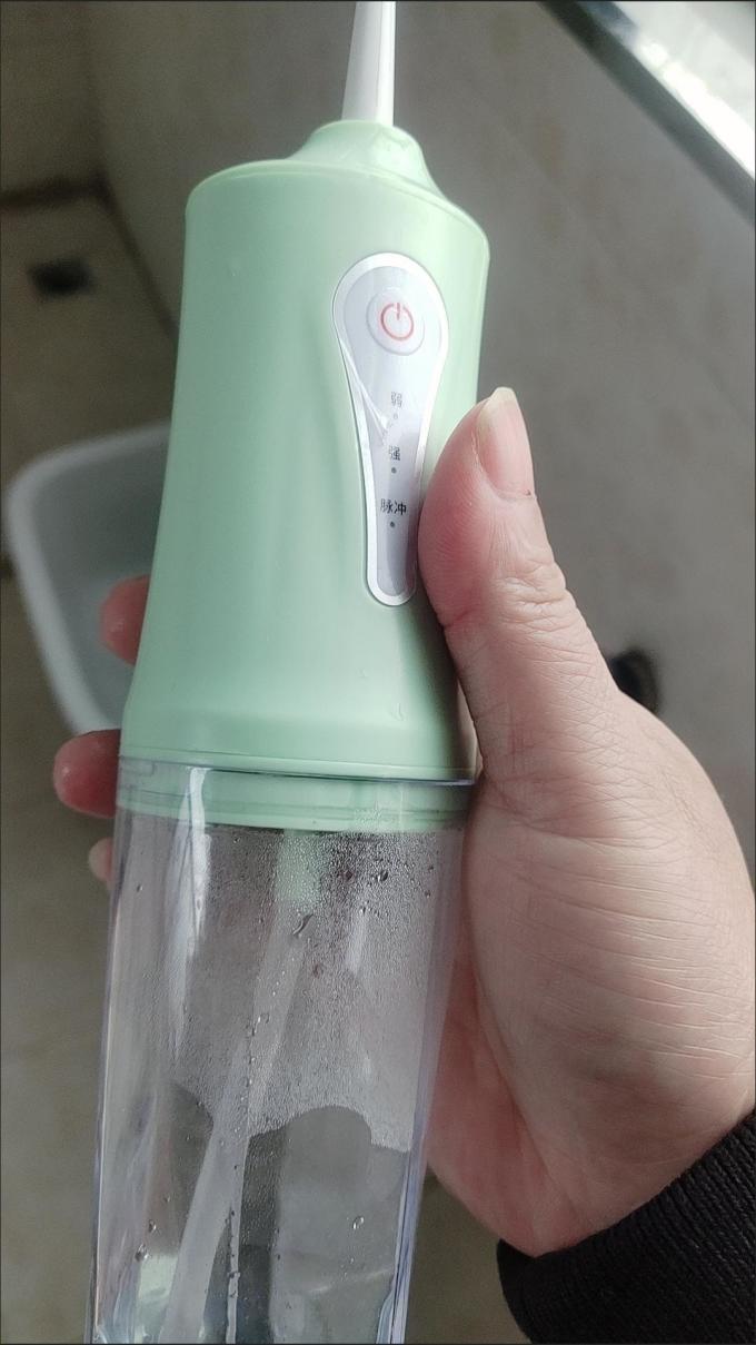 冲牙器
