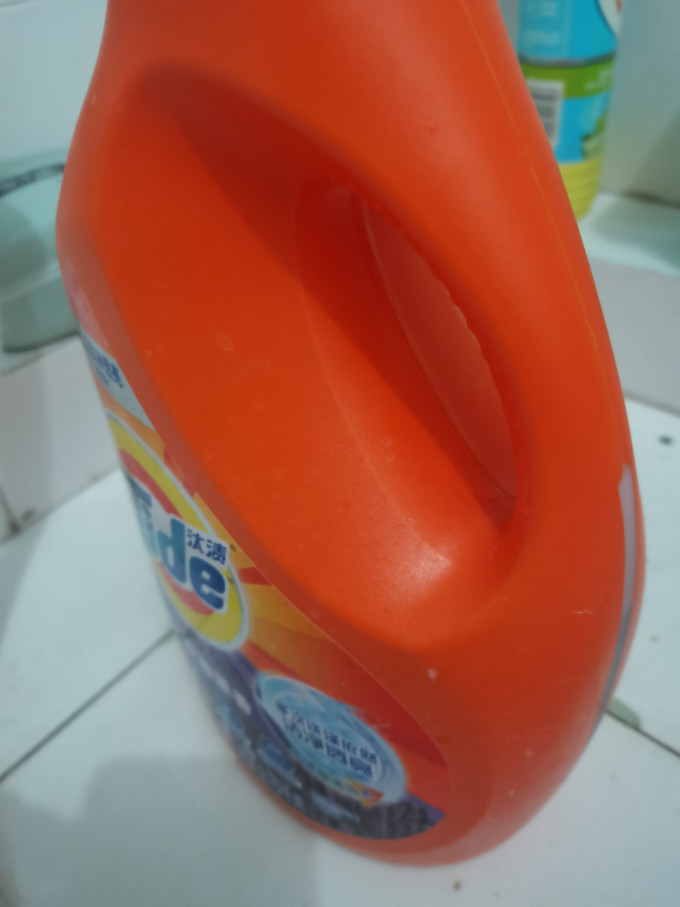 汰渍洗衣液