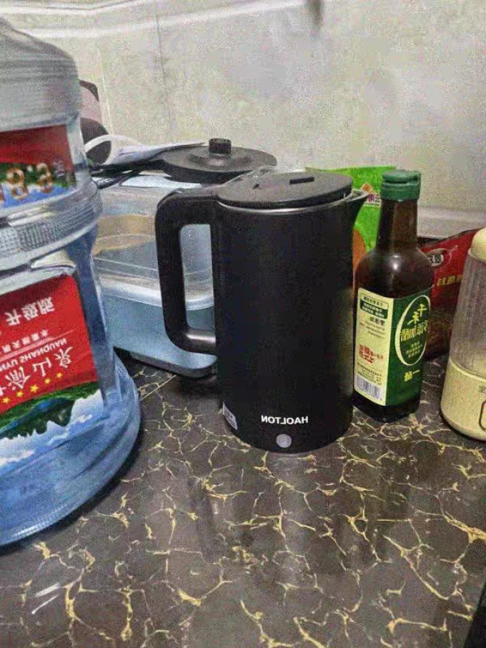 电水壶
