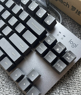 罗技港高品质机械键盘