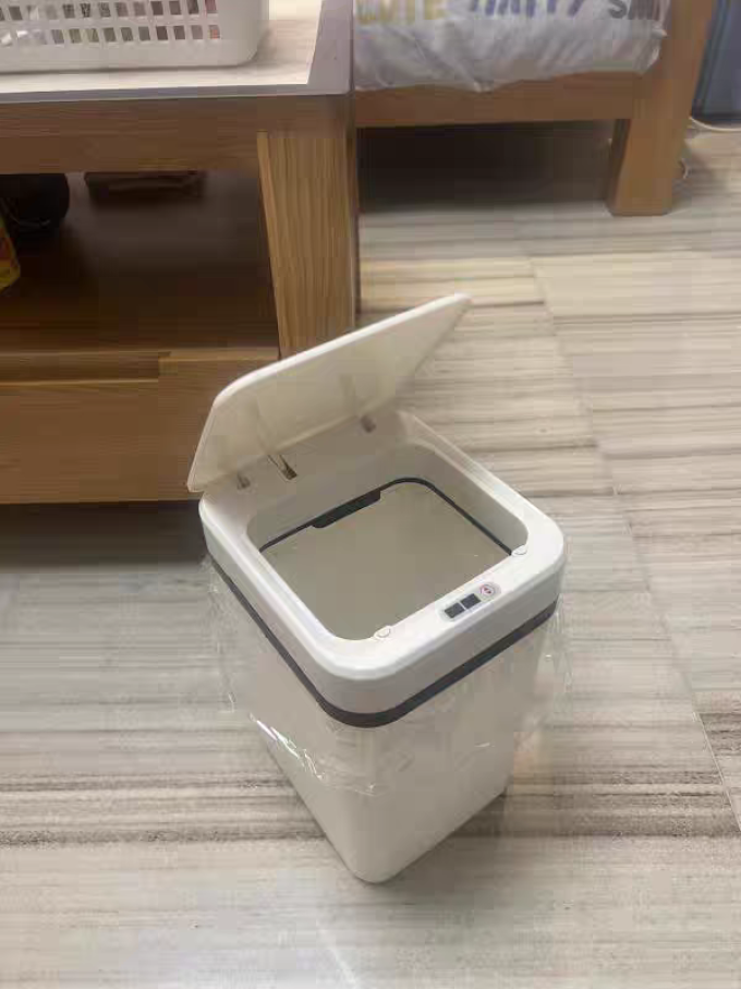 益伟垃圾桶