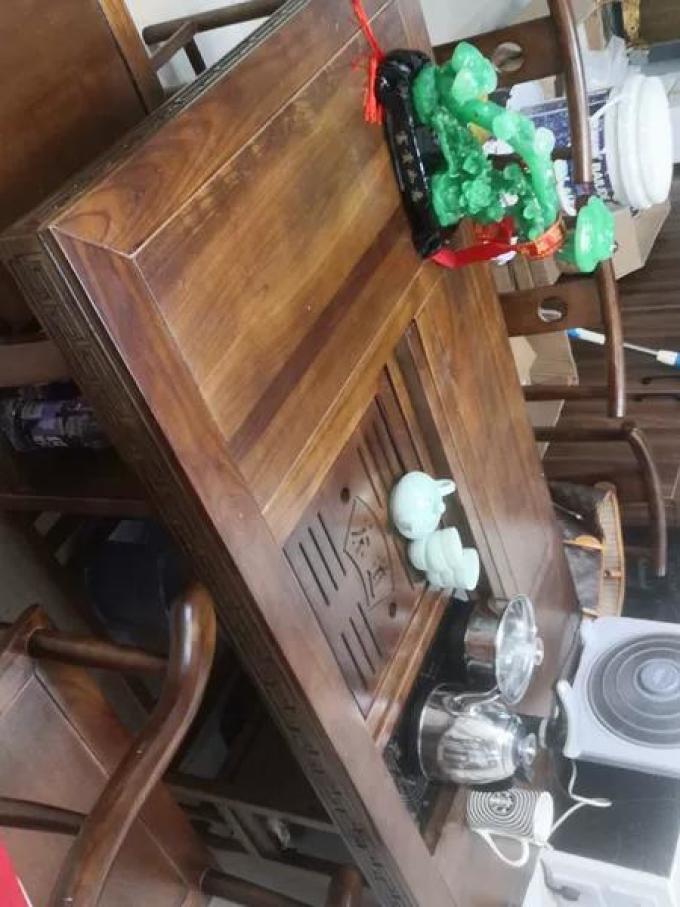 客厅家具