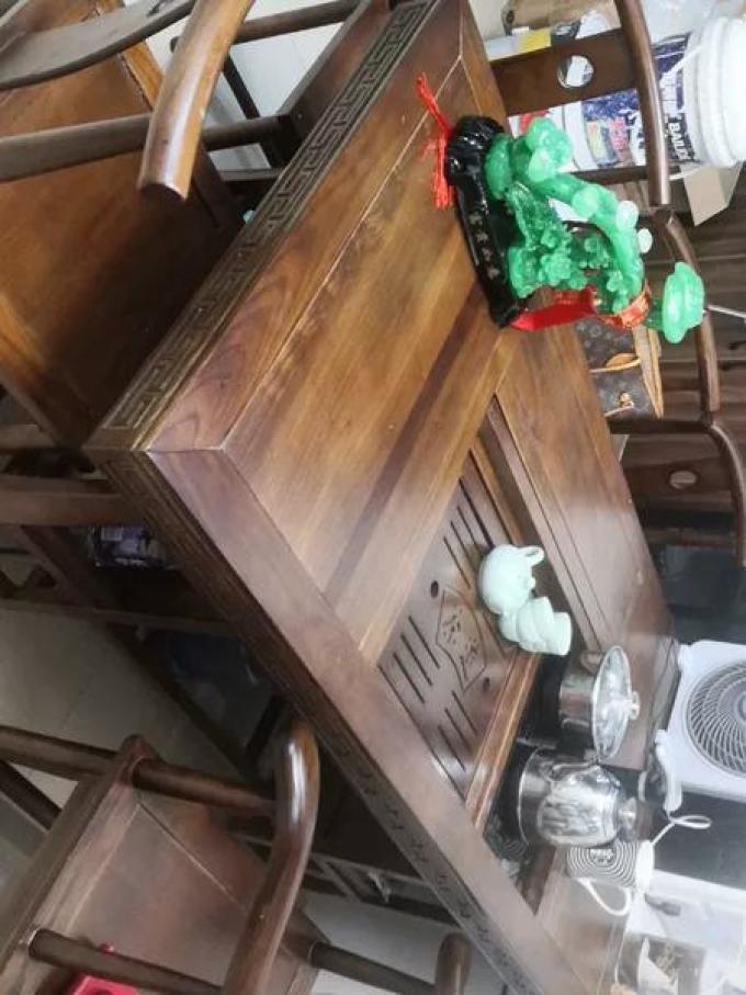 客厅家具