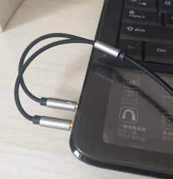 耳机麦克风二合一转接线