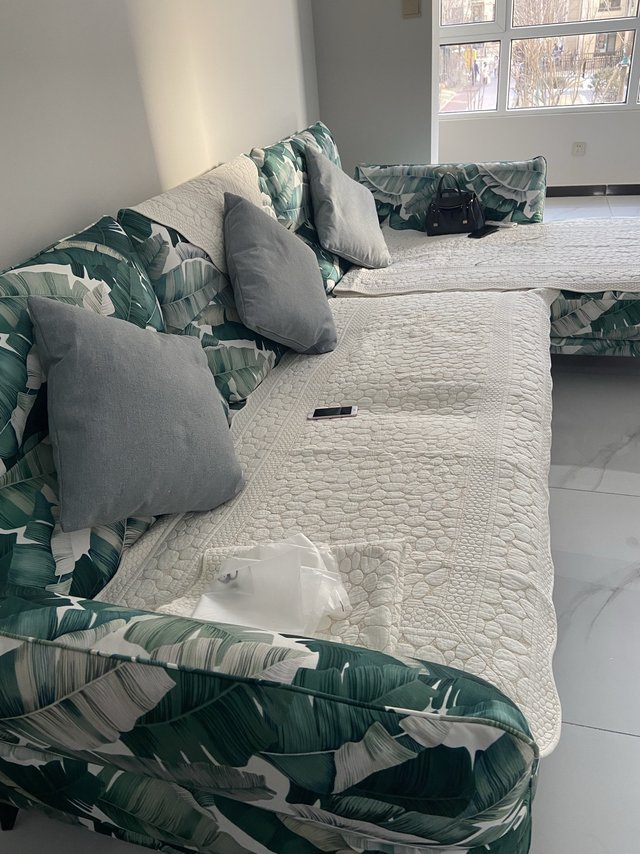 坐着蛮舒服的，客服态度很好，送货及时，安