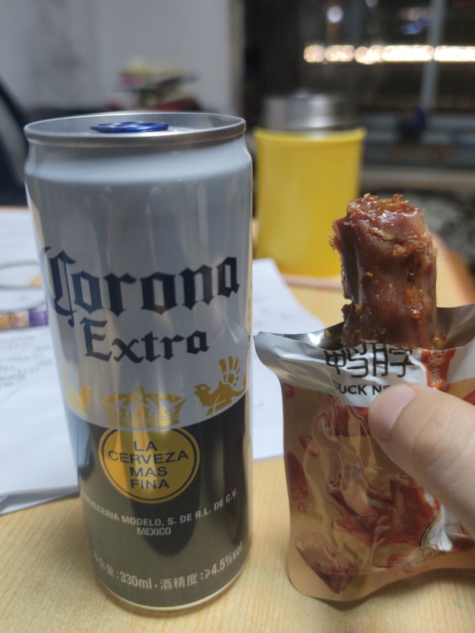 科罗娜啤酒