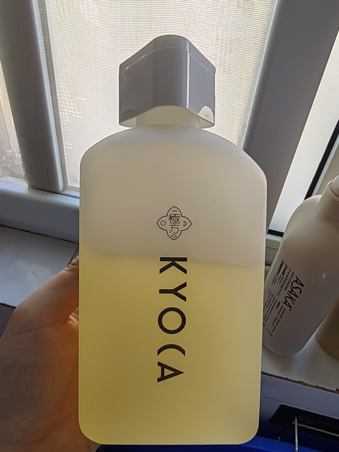 极方洗发水