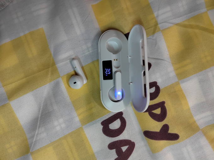 蓝牙耳机
