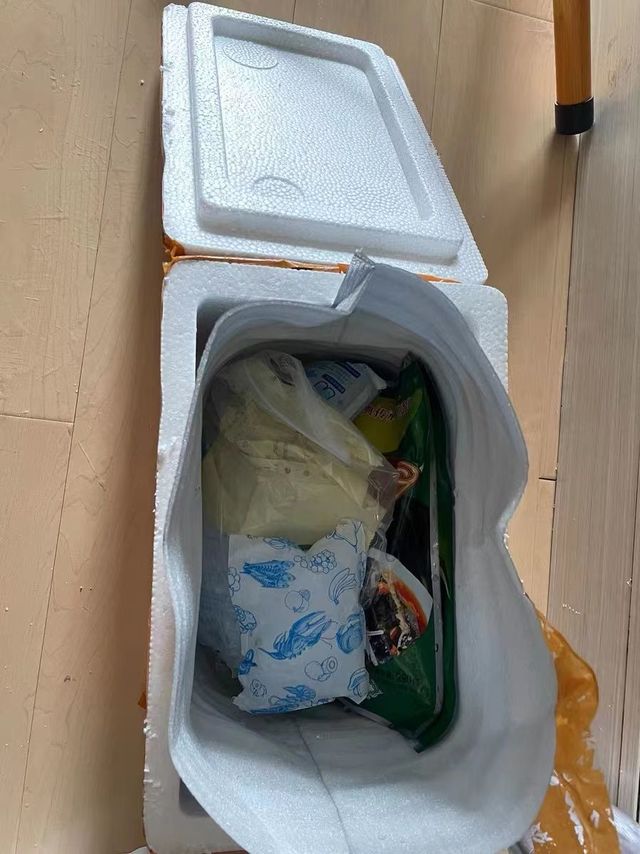 这个无骨鸡爪我已经吃了一周了！