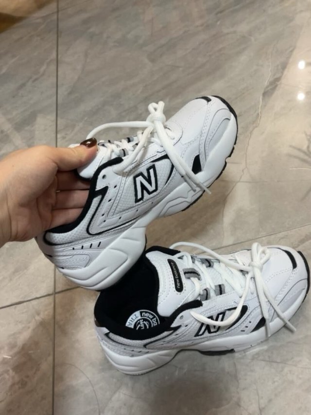 买了两个颜色本来想比较哪个好看留哪个，结