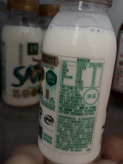 新鲜好喝的鲜牛奶不比肉香吗