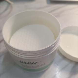RNW水杨酸棉片，治愈你的小脸蛋