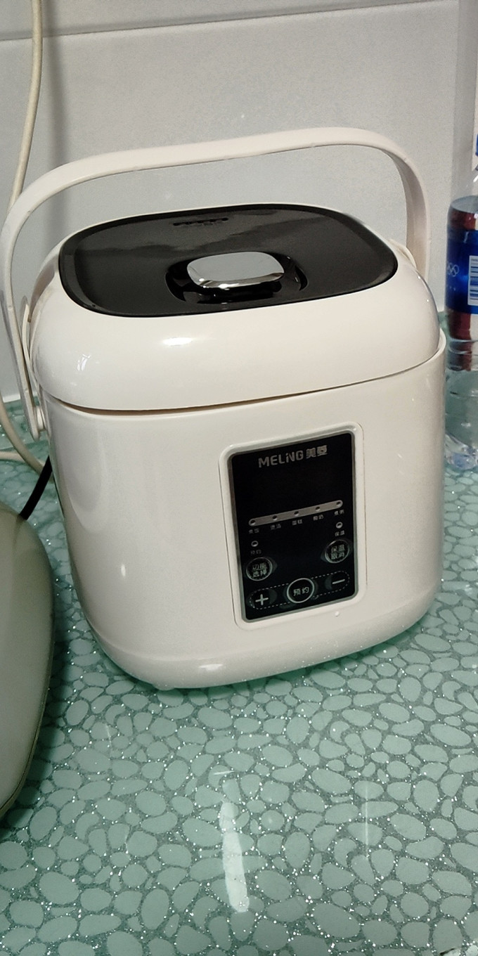 美菱电饭煲