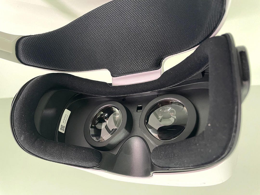内行评测：3000吋 4K巨幕观影体验 | 奇遇Dream Pro VR一体机，千元价位的佼佼者