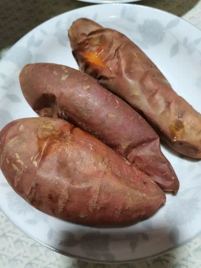 这个红薯必须点赞啊，吃起来香甜软糯