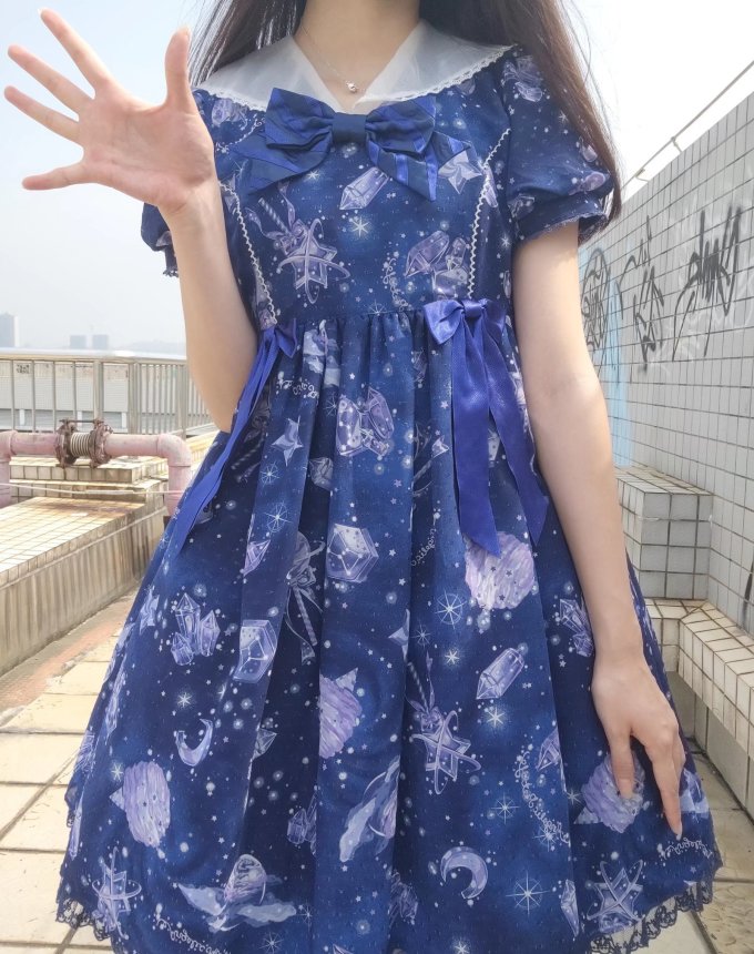 裙装