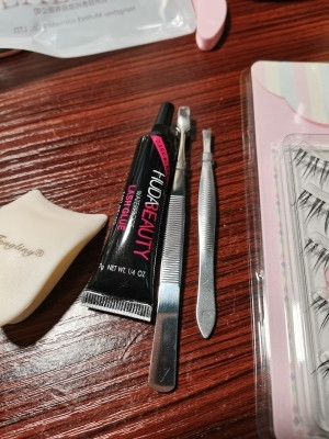 假睫毛辅助器芳龄美妆工具夹