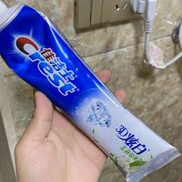 室友问我为啥牙都不黄？
