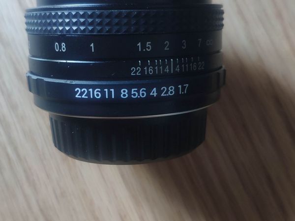 超低价的50mm f1.7大光圈镜头，购买需谨慎