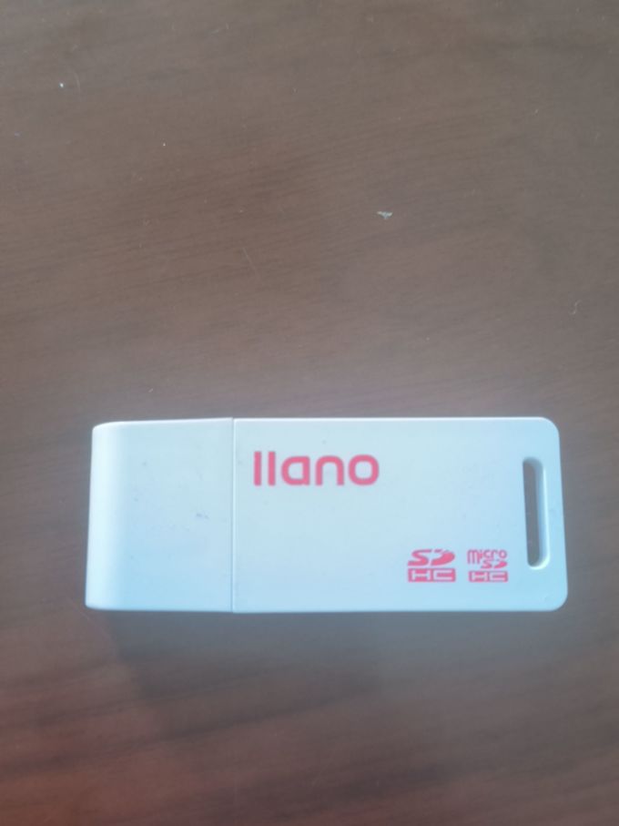 绿巨能读卡器