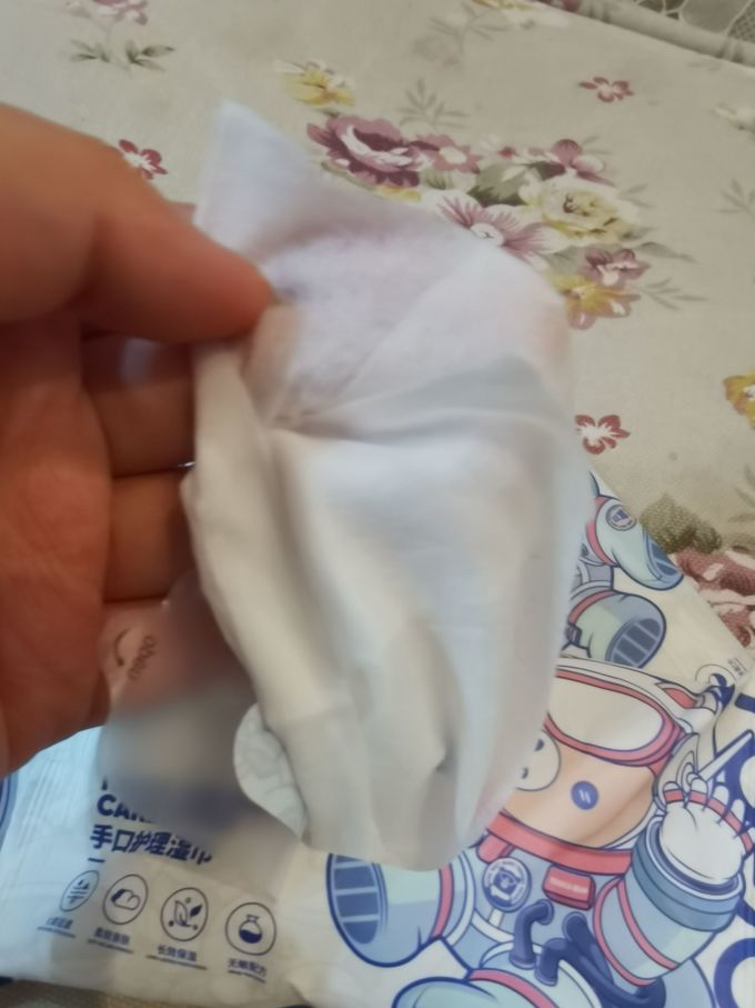 嘟咔熊湿纸巾