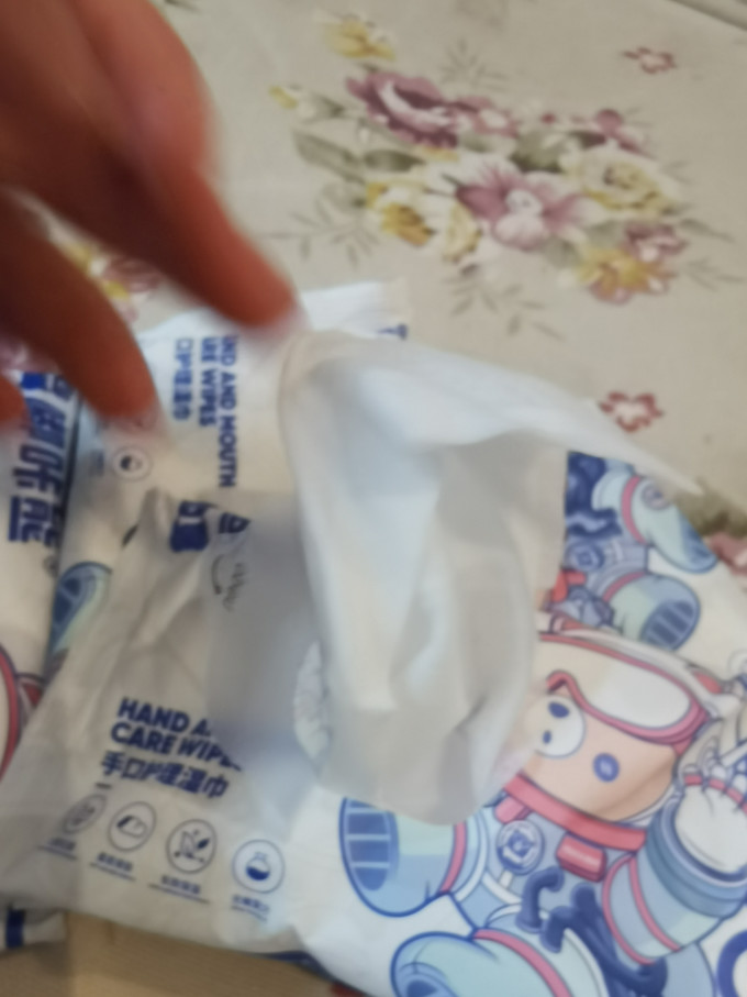 嘟咔熊湿纸巾