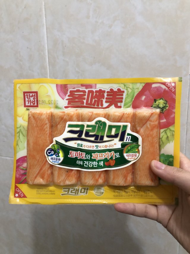 追剧必备手撕蟹味棒