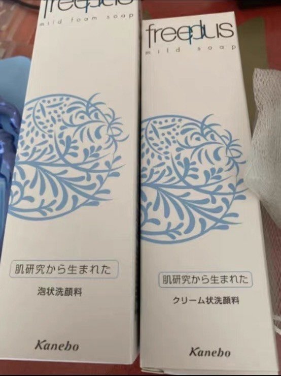 Freeplus芙丽芳丝洗面奶150ml 温和泡沫洁面
