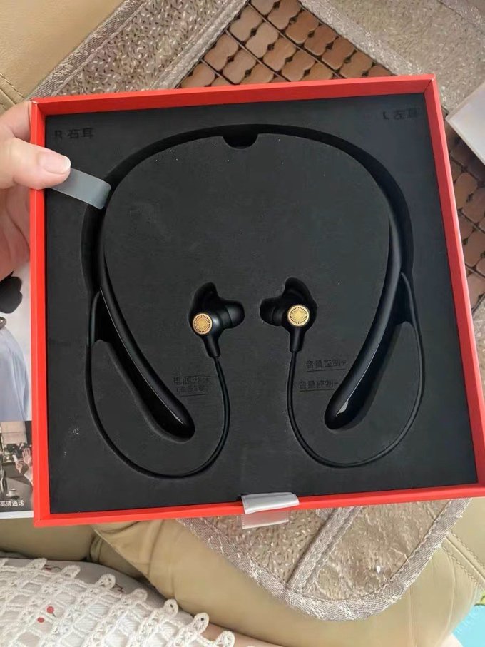 音科思蓝牙耳机