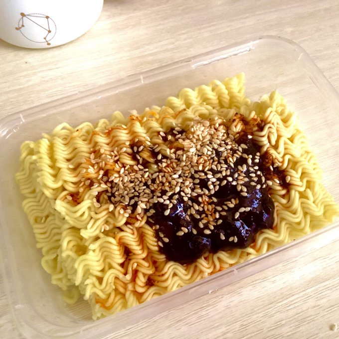 三通食品方便速食