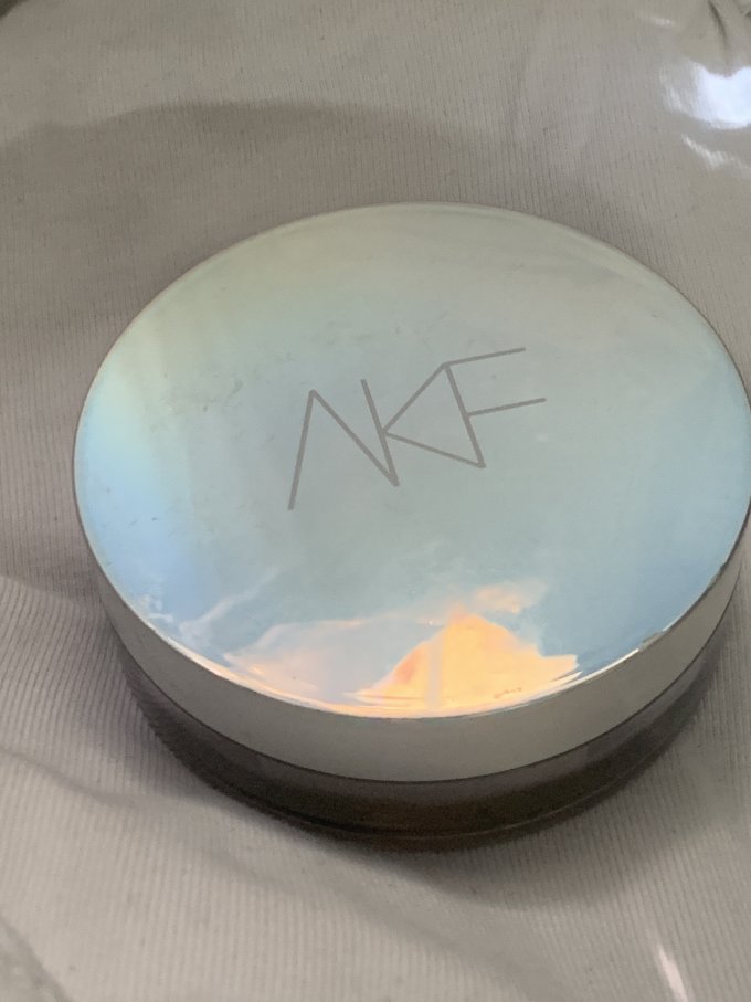 艾乐肤定妆产品